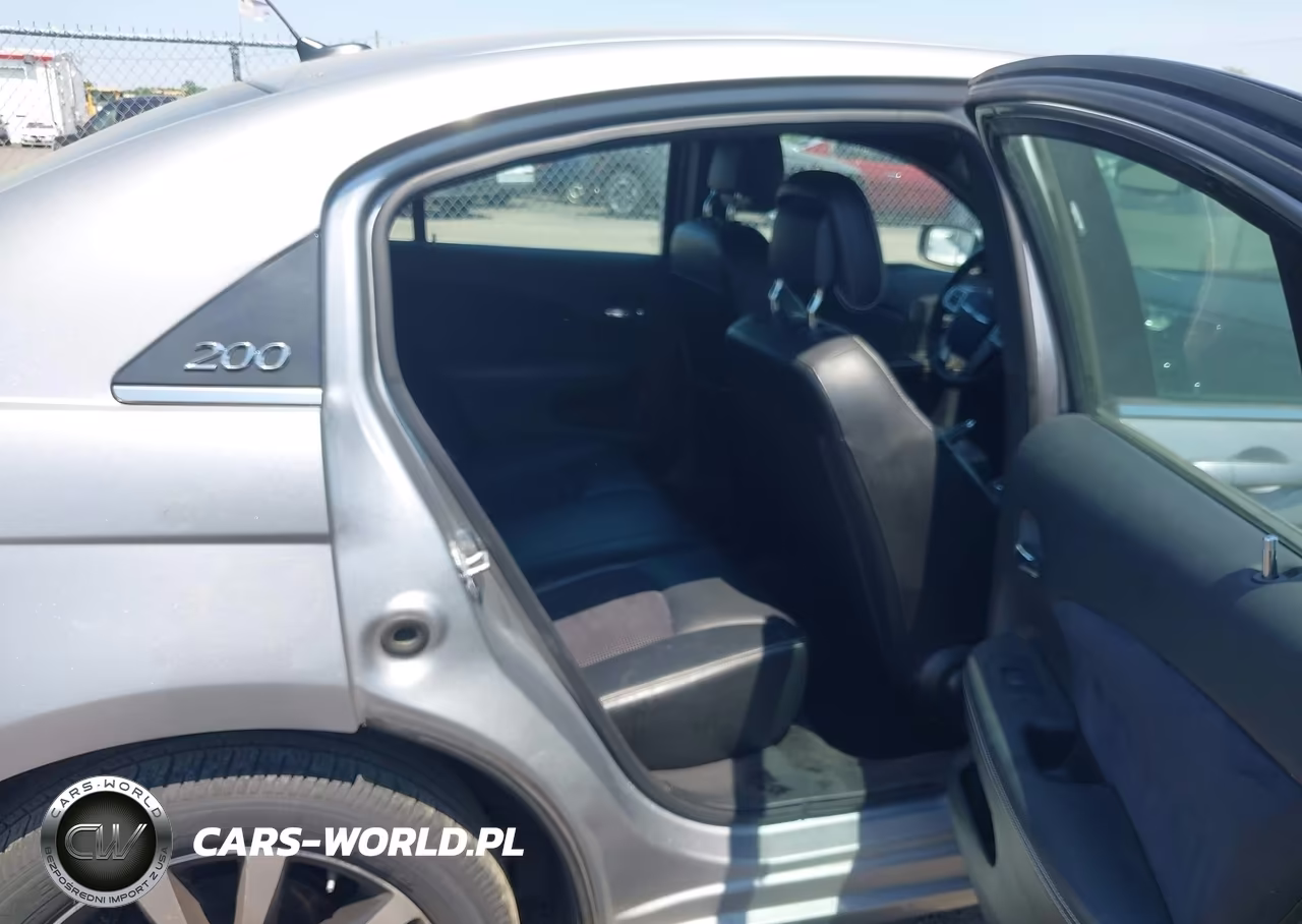 2013 Chrysler 200 Limited VIN:1C3CCBCGXDN510491 - 8