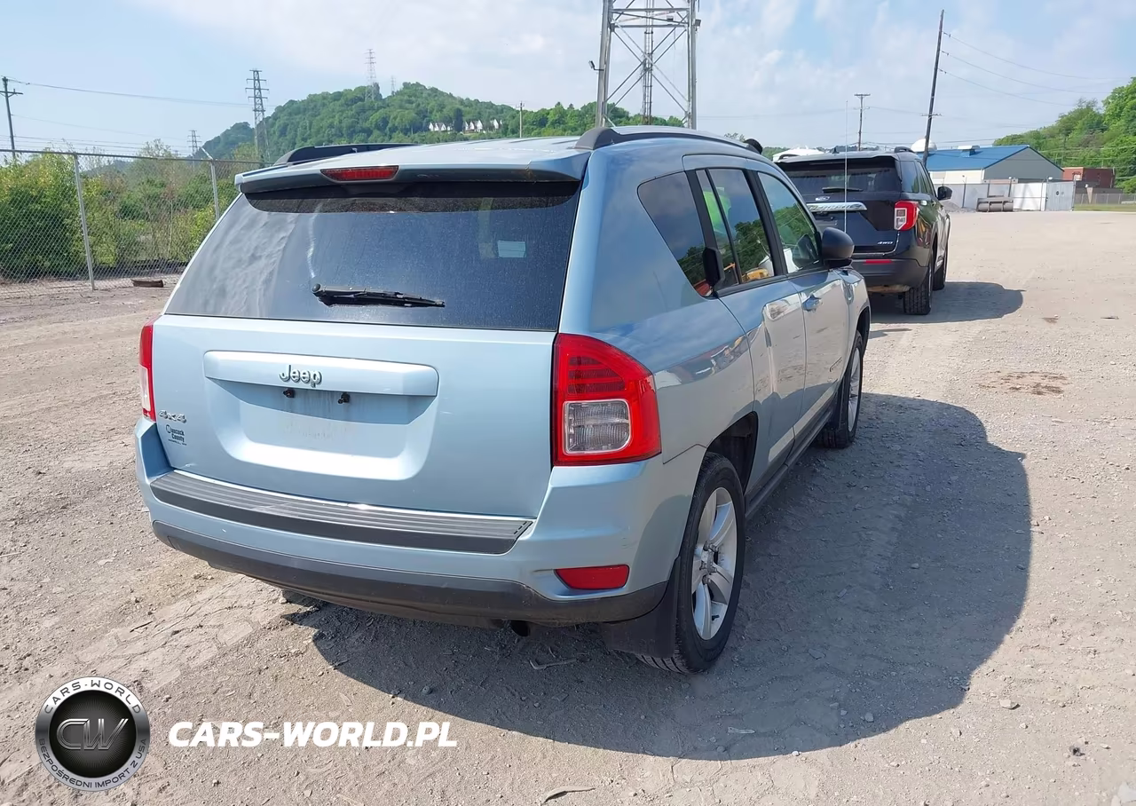 2013 Jeep Compass Sport VIN:1C4NJDBB9DD101268 - 4