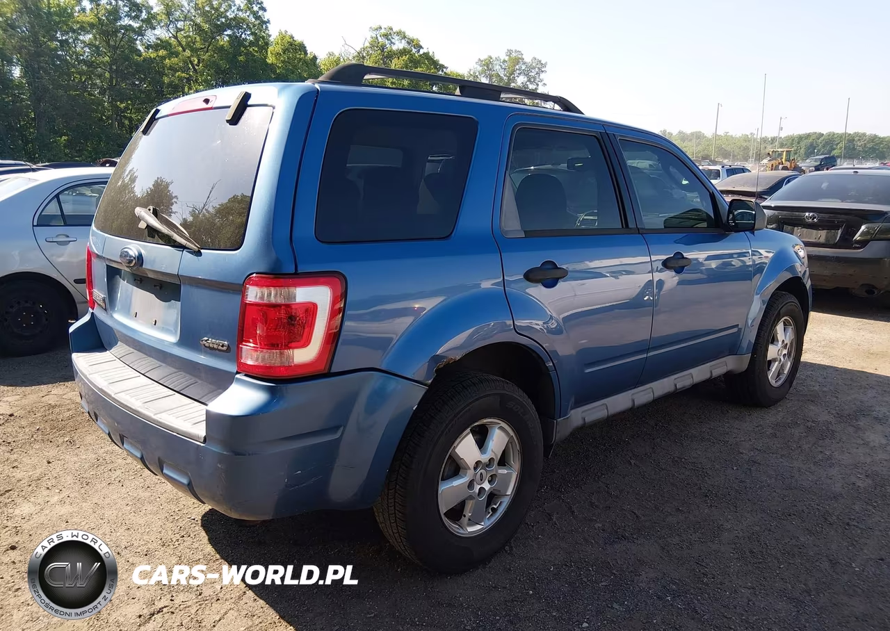 2009 Ford Escape Xlt VIN:1FMCU93G99KB10475 - 4