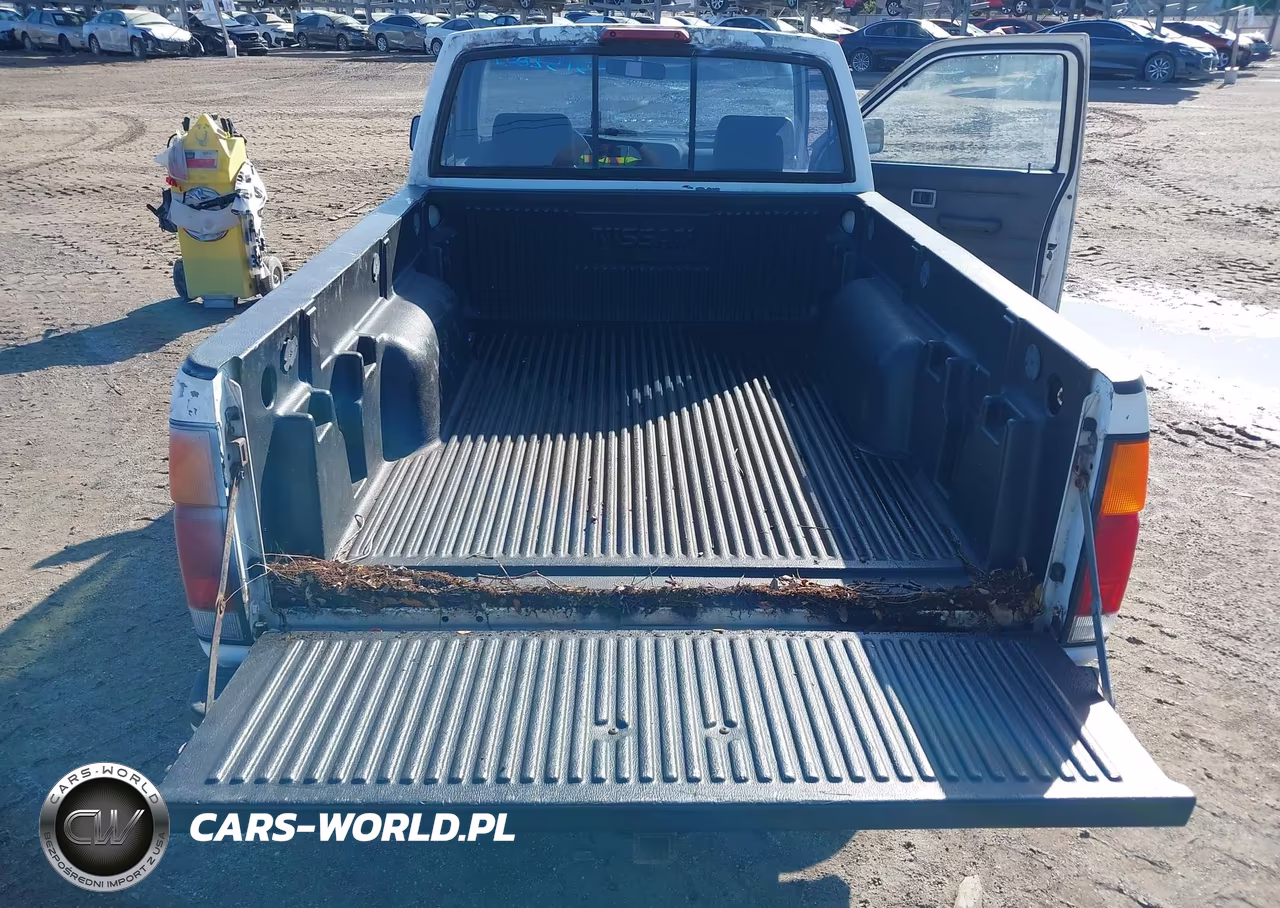 1996 Nissan Truck Xe VIN:1N6SD11S7TC384085 - 8