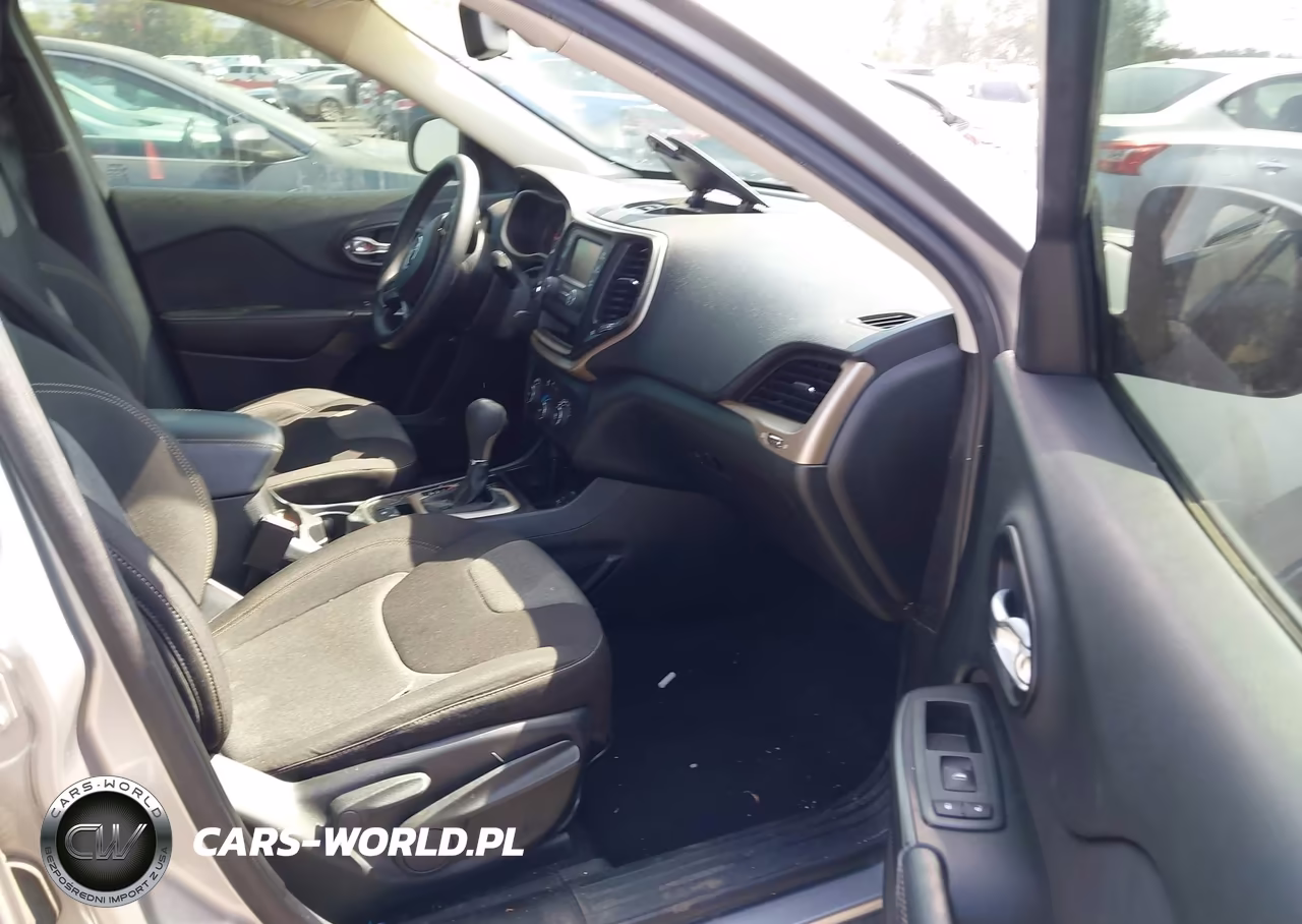 2014 Jeep Cherokee Sport VIN:1C4PJLAB5EW199919 - 5