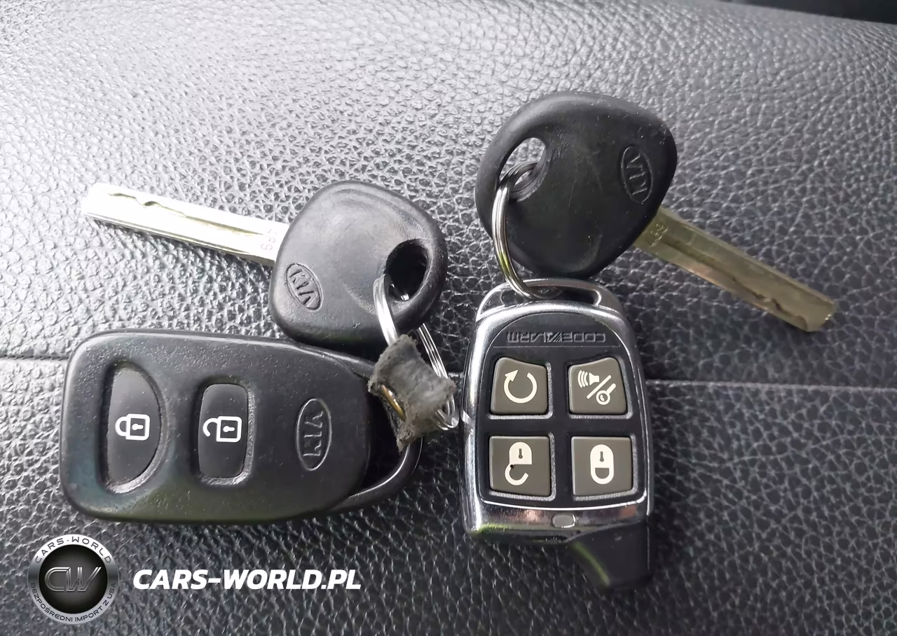 2012 Kia Sorento Lx VIN:5XYKT3A63CG295968 - 11
