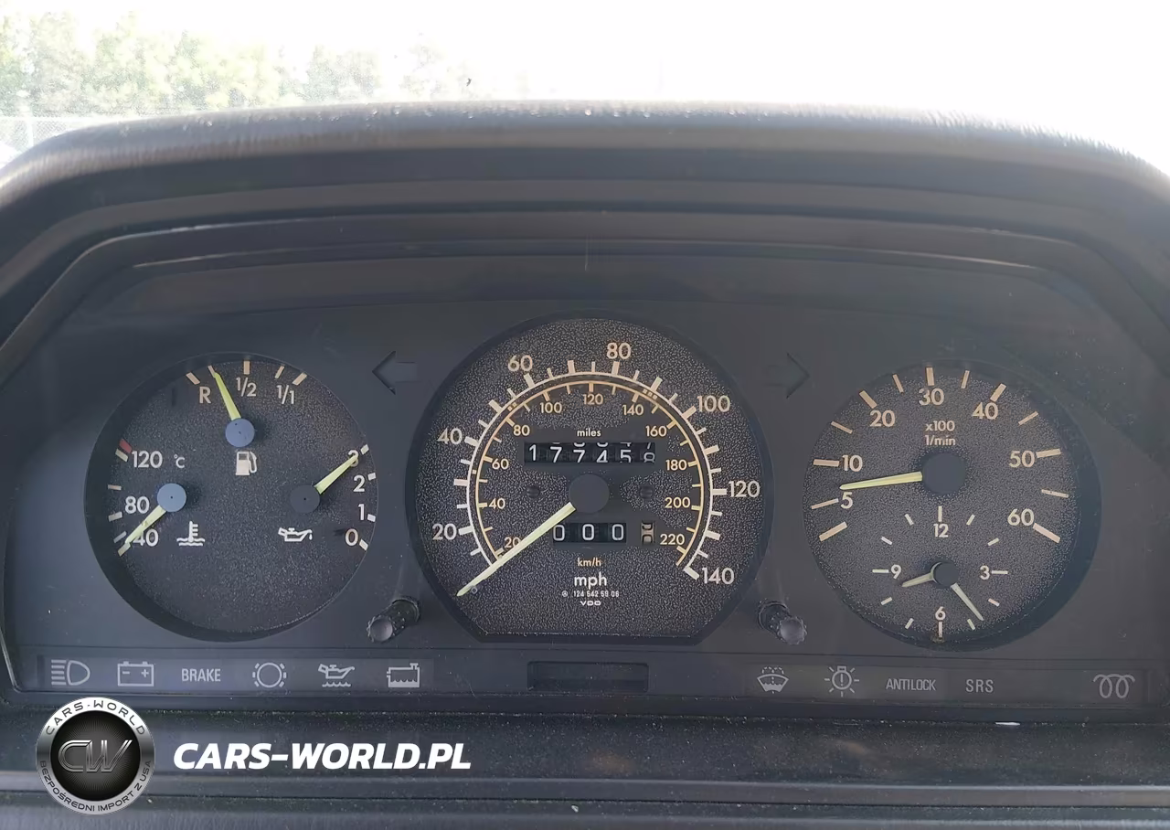1987 Mercedes-Benz 300 Dt VIN:WDBEB33D6HA413786 - 7