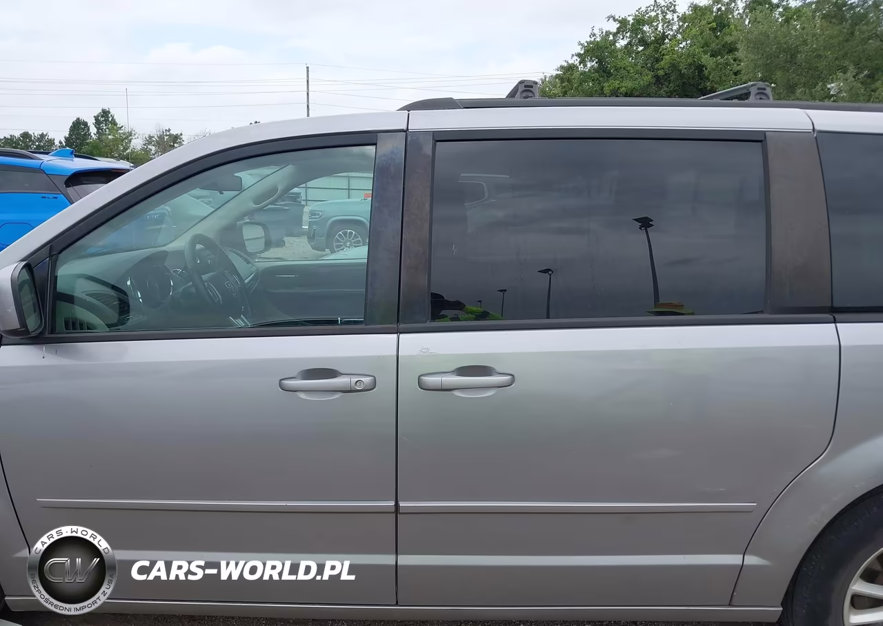 2016 Dodge Grand Caravan Sxt VIN:2C4RDGCG2GR354969 - 14