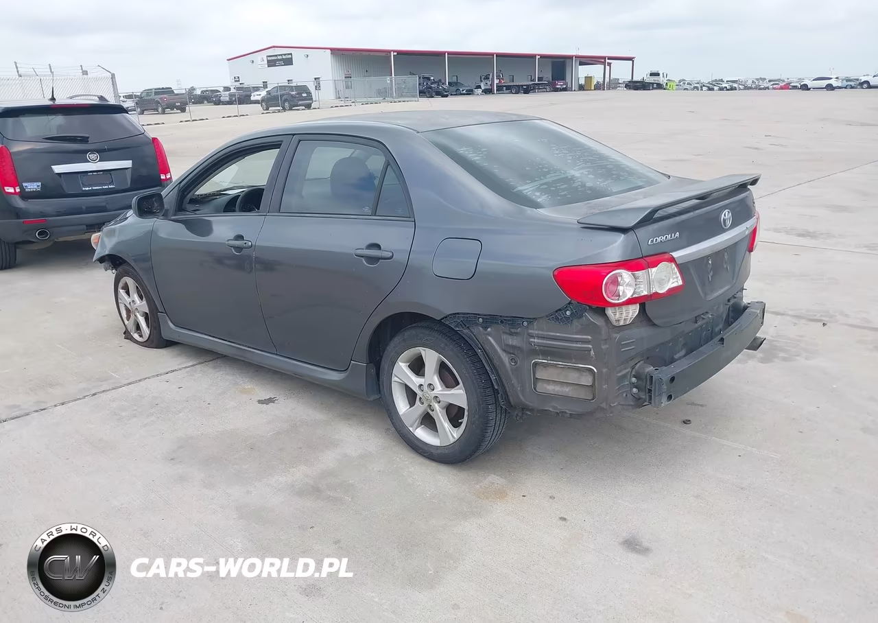 2013 Toyota Corolla S VIN:5YFBU4EE9DP084176 - 3