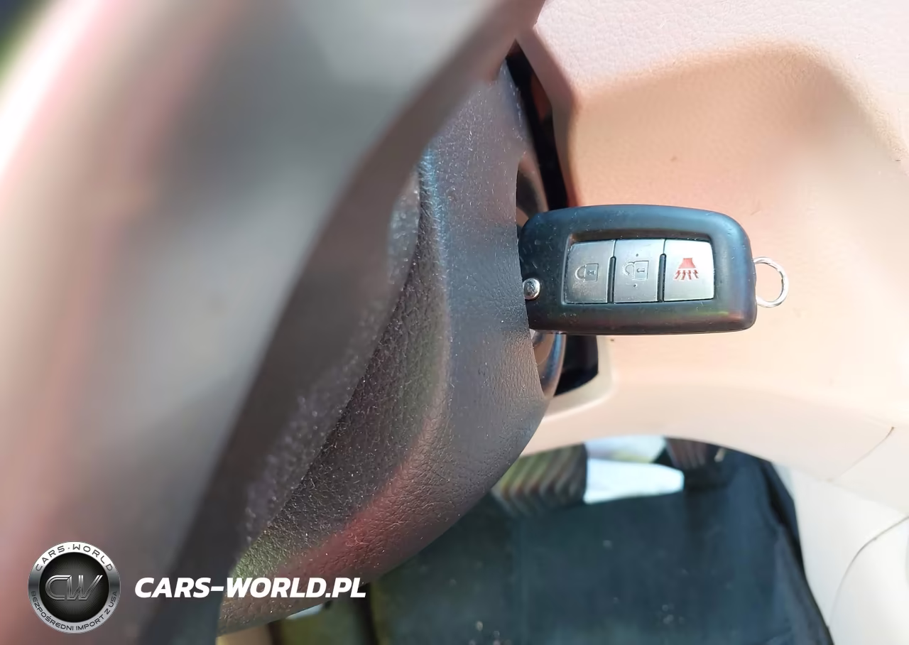 2017 Nissan Rogue S VIN:JN8AT2MTXHW139237 - 11