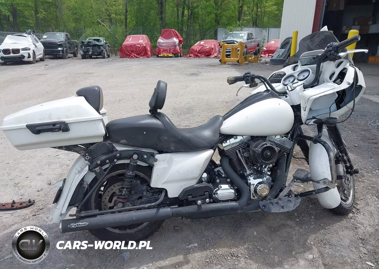 2013 Harley-Davidson Fltrx Road Glide Custom VIN:1HD1KHM10DB670933 - 11