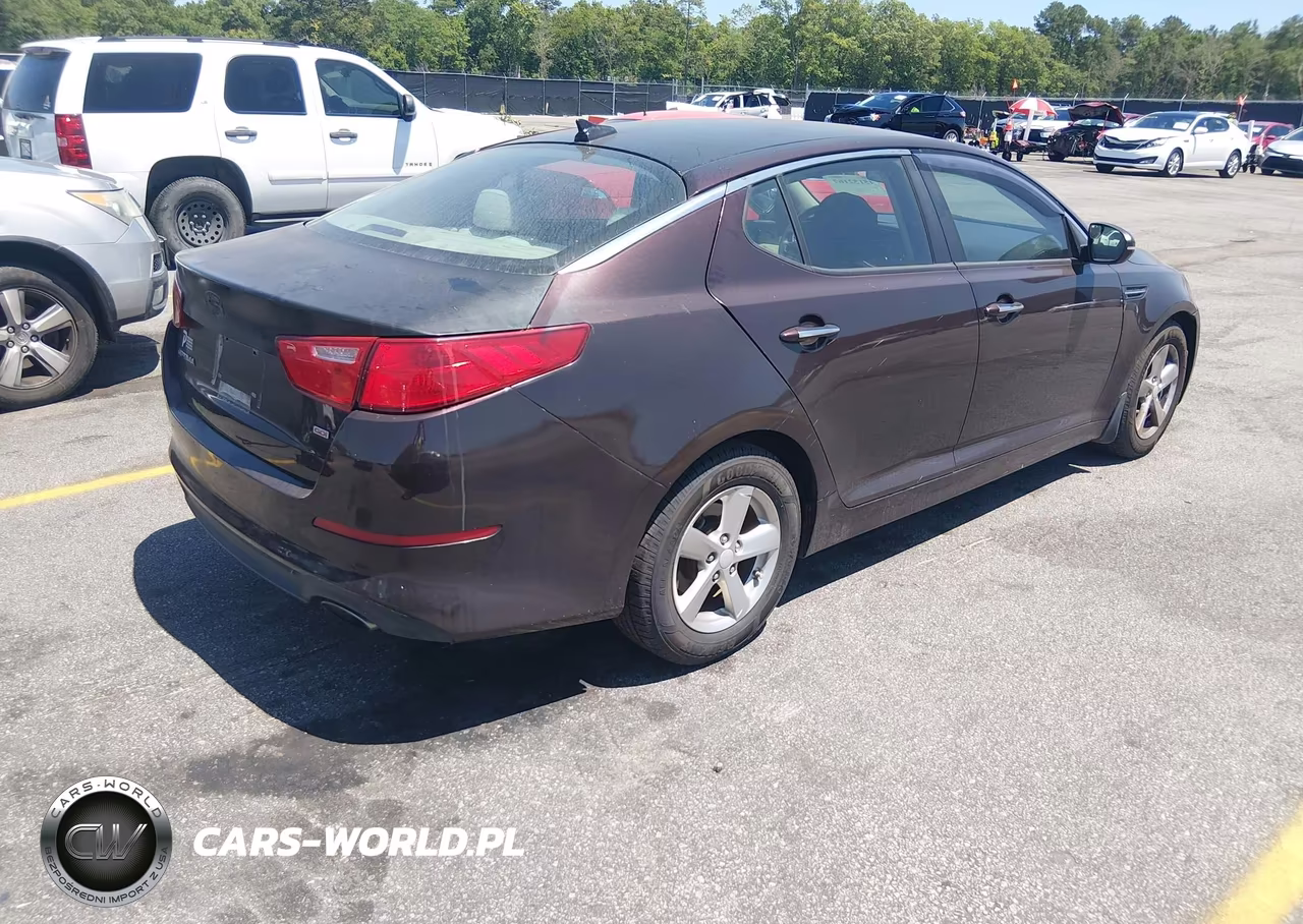 2015 Kia Optima Lx VIN:5XXGM4A73FG464817 - 4