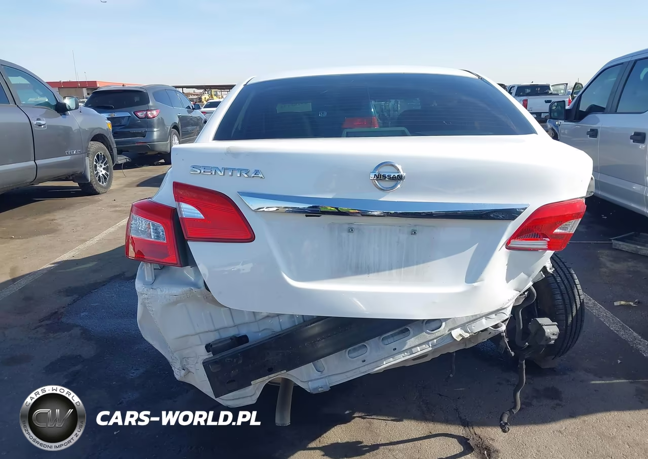 2017 Nissan Sentra S VIN:3N1AB7AP9HY227453 - 17