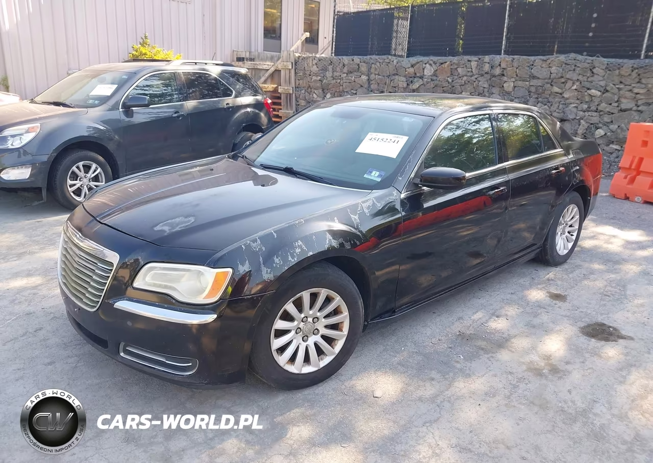 2013 Chrysler 300 Motown VIN:2C3CCAAG2DH510040 - 2