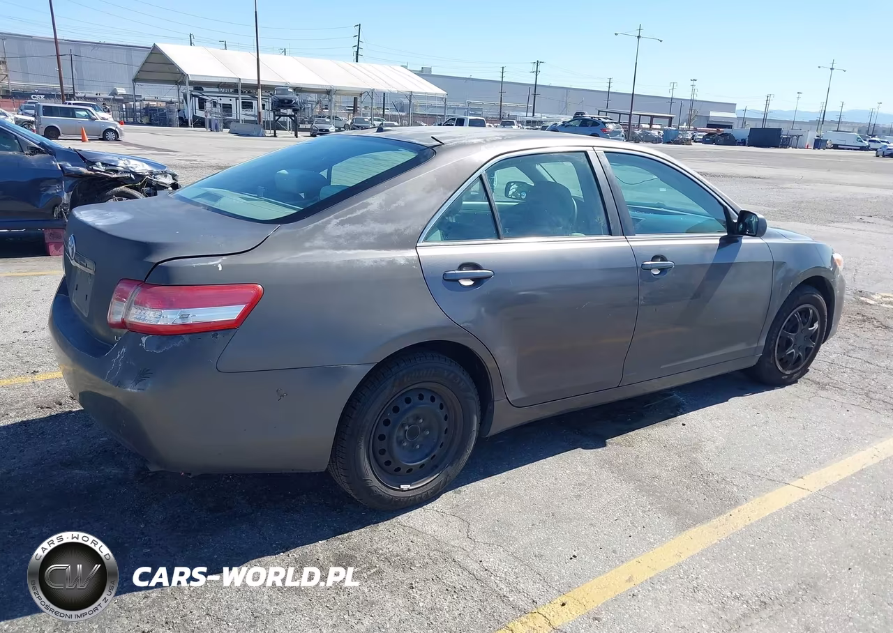 2011 Toyota Camry Le VIN:4T4BF3EK2BR150756 - 4