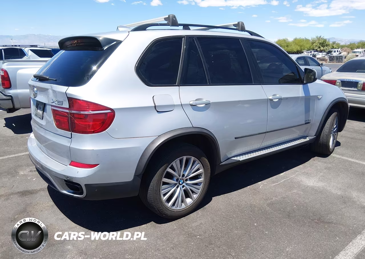 2012 BMW X5 xDrive50I VIN:5UXZV8C50CL423256 - 4