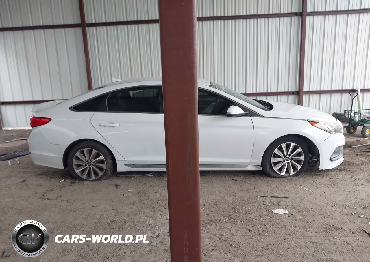2015 Hyundai Sonata Sport VIN:5NPE34AF6FH044684 - 13