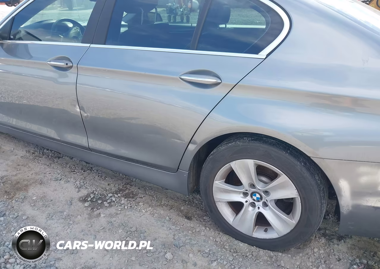 2013 BMW 528I xDrive VIN:WBAXH5C57DDW13000 - 12