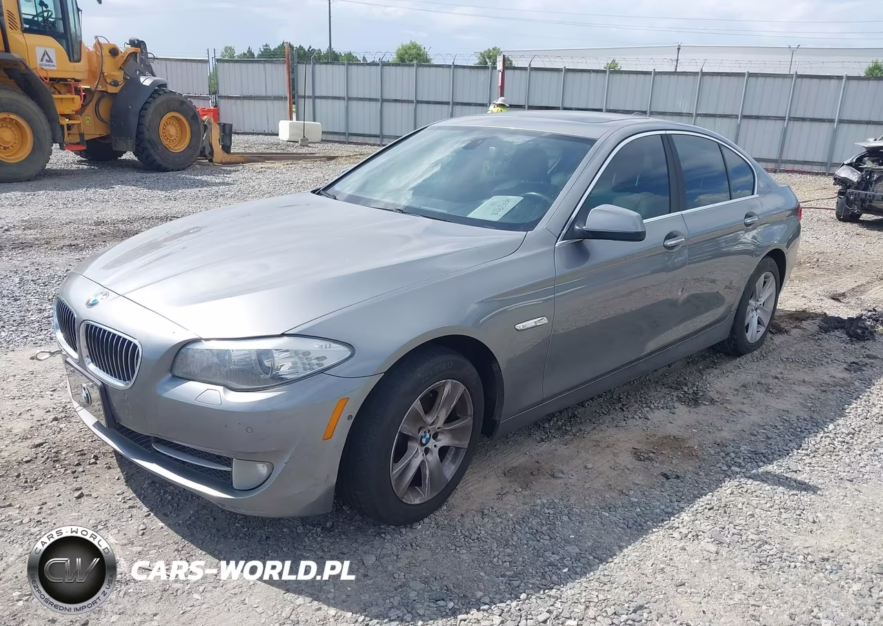 2013 BMW 528I xDrive VIN:WBAXH5C57DDW13000 - 2
