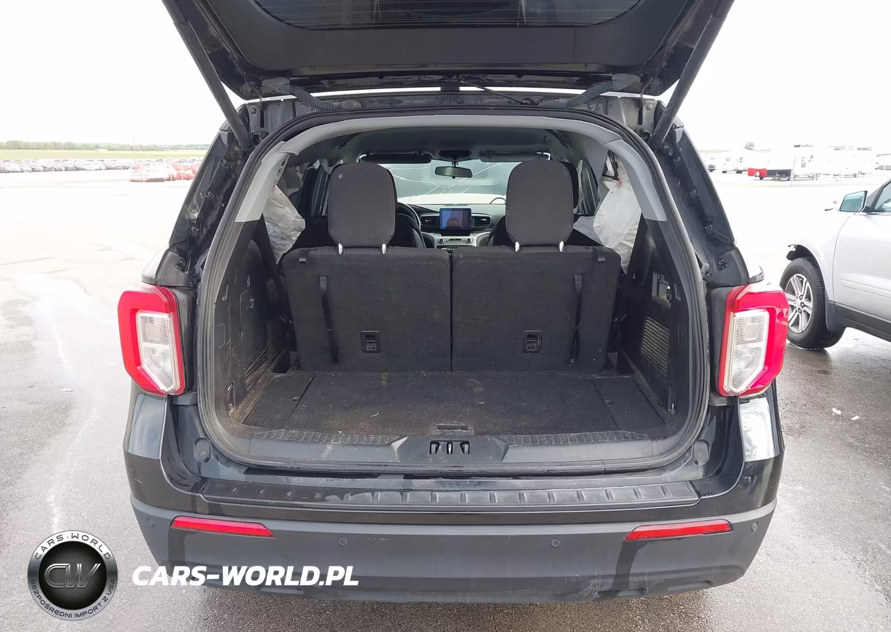 2020 Ford Explorer Xlt VIN:1FMSK8DH8LGC80422 - 18