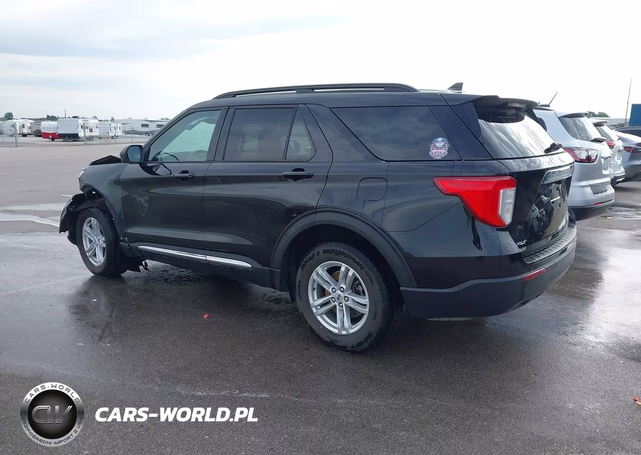 2020 Ford Explorer Xlt VIN:1FMSK8DH8LGC80422 - 3