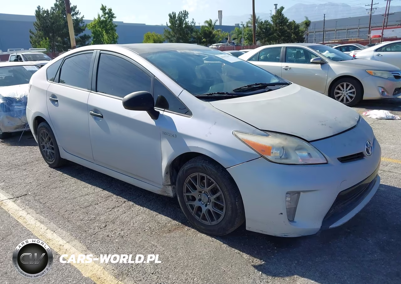 2015 Toyota Prius Three