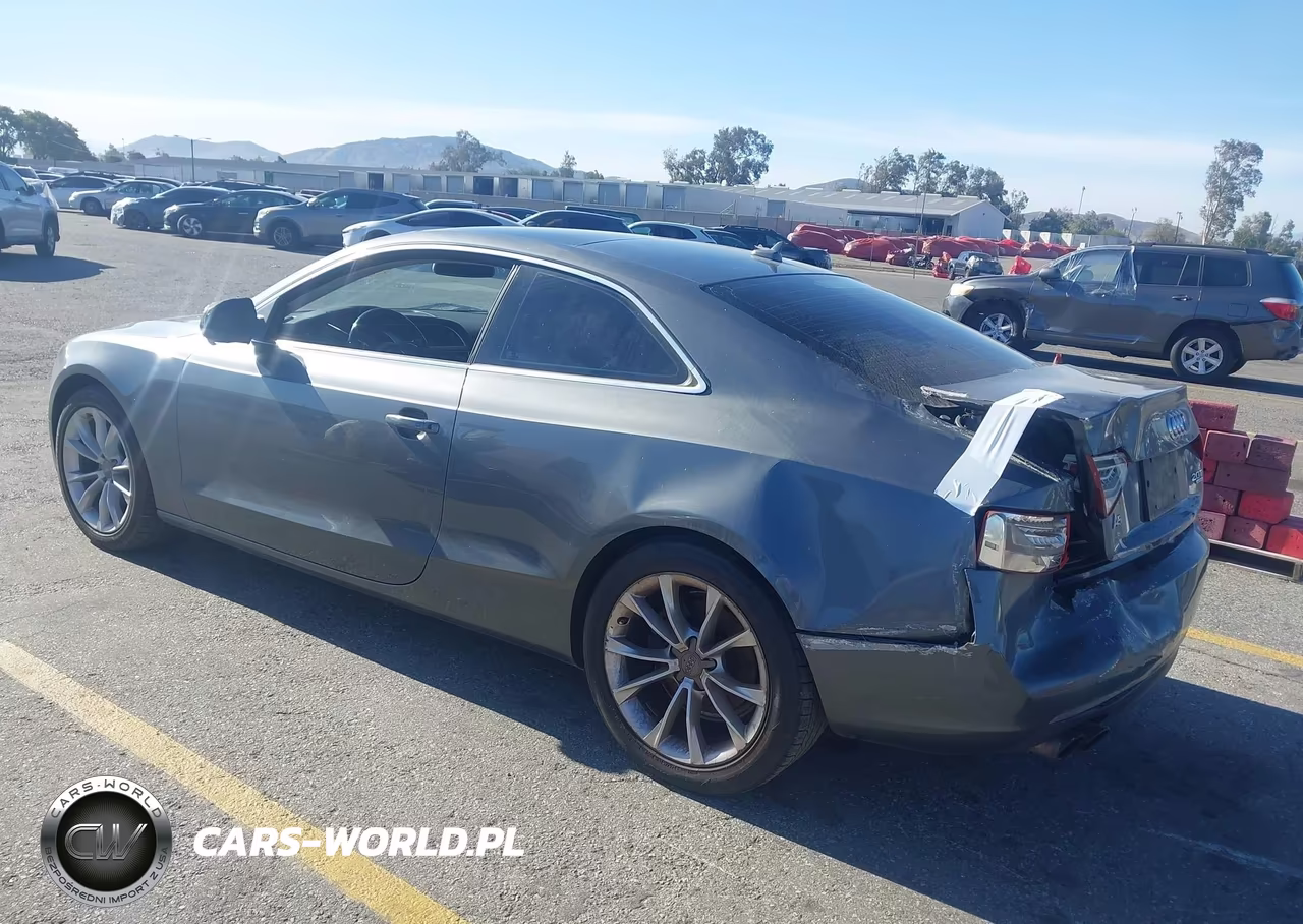 2014 Audi A5 2.0T Premium VIN:WAUCFAFR1EA039654 - 3
