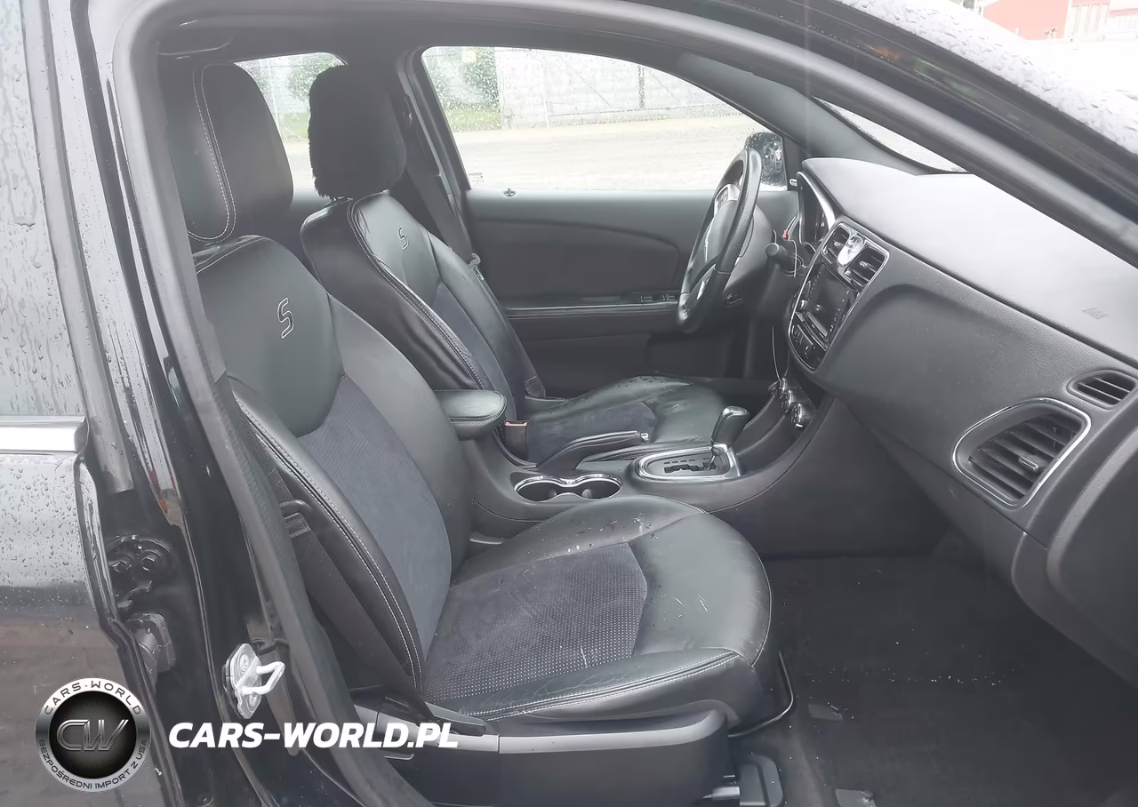 2014 Chrysler 200 Limited VIN:1C3CCBCG3EN164415 - 5
