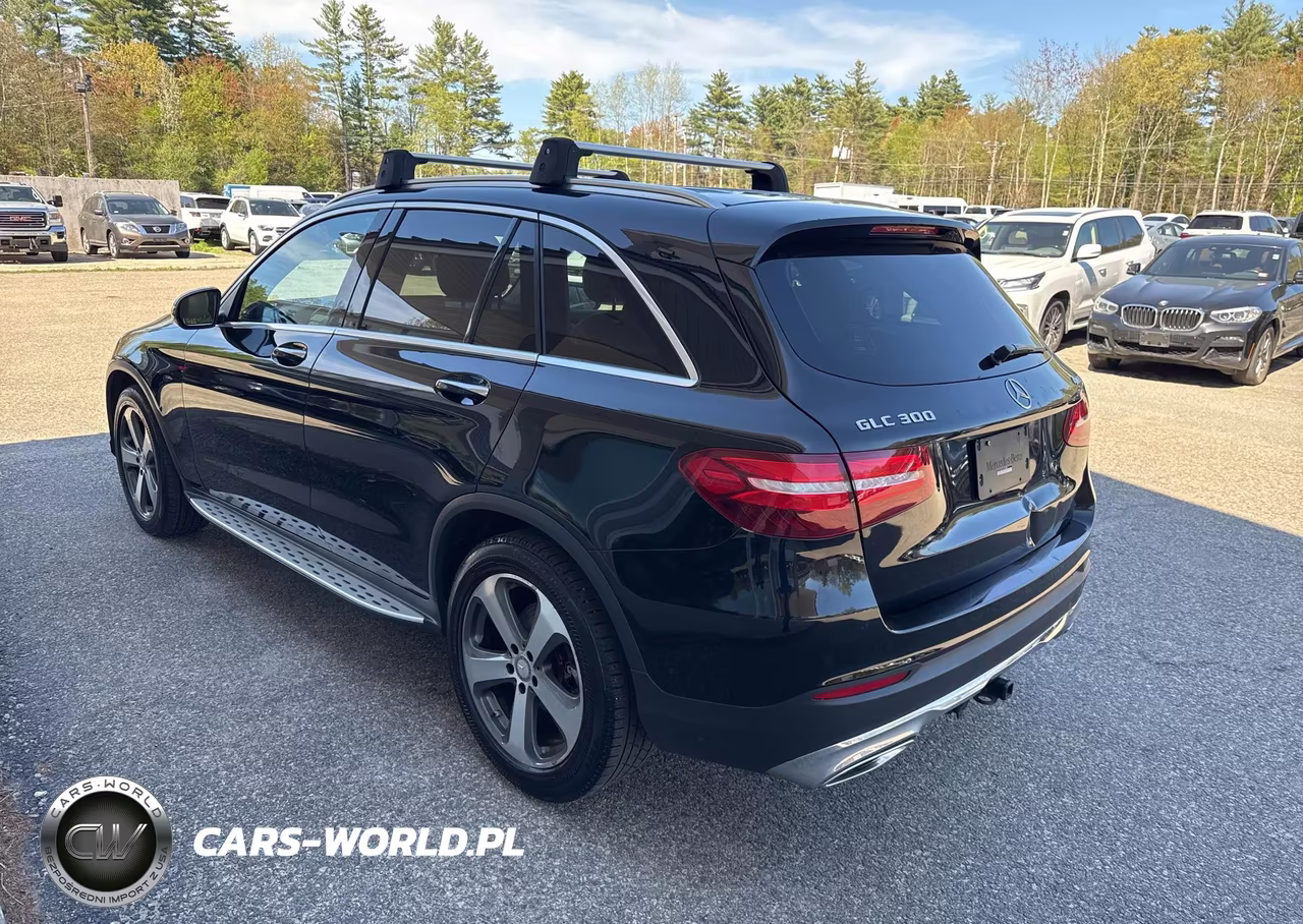 2016 Mercedes-Benz Glc 300 4Matic VIN:WDC0G4KB4GF093284 - 3