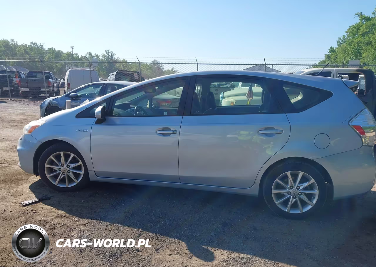 2013 Toyota Prius V Five VIN:JTDZN3EU5D3282193 - 14