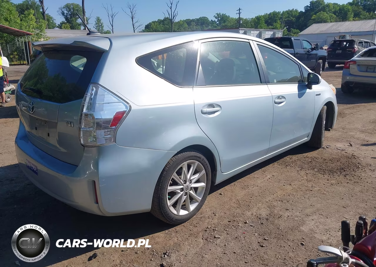 2013 Toyota Prius V Five VIN:JTDZN3EU5D3282193 - 4