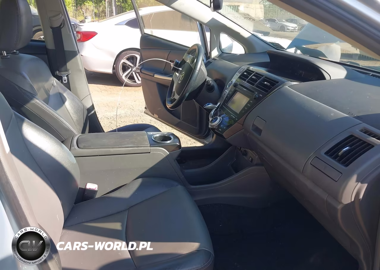 2013 Toyota Prius V Five VIN:JTDZN3EU5D3282193 - 5