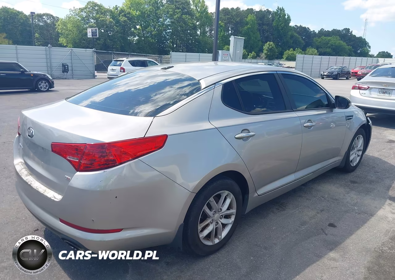 2013 Kia Optima Lx VIN:5XXGM4A71DG203571 - 4