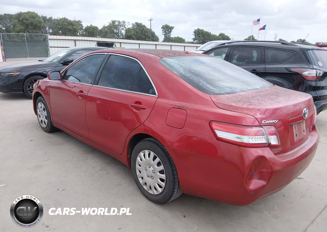 2011 Toyota Camry Le VIN:4T1BF3EKXBU124965 - 3