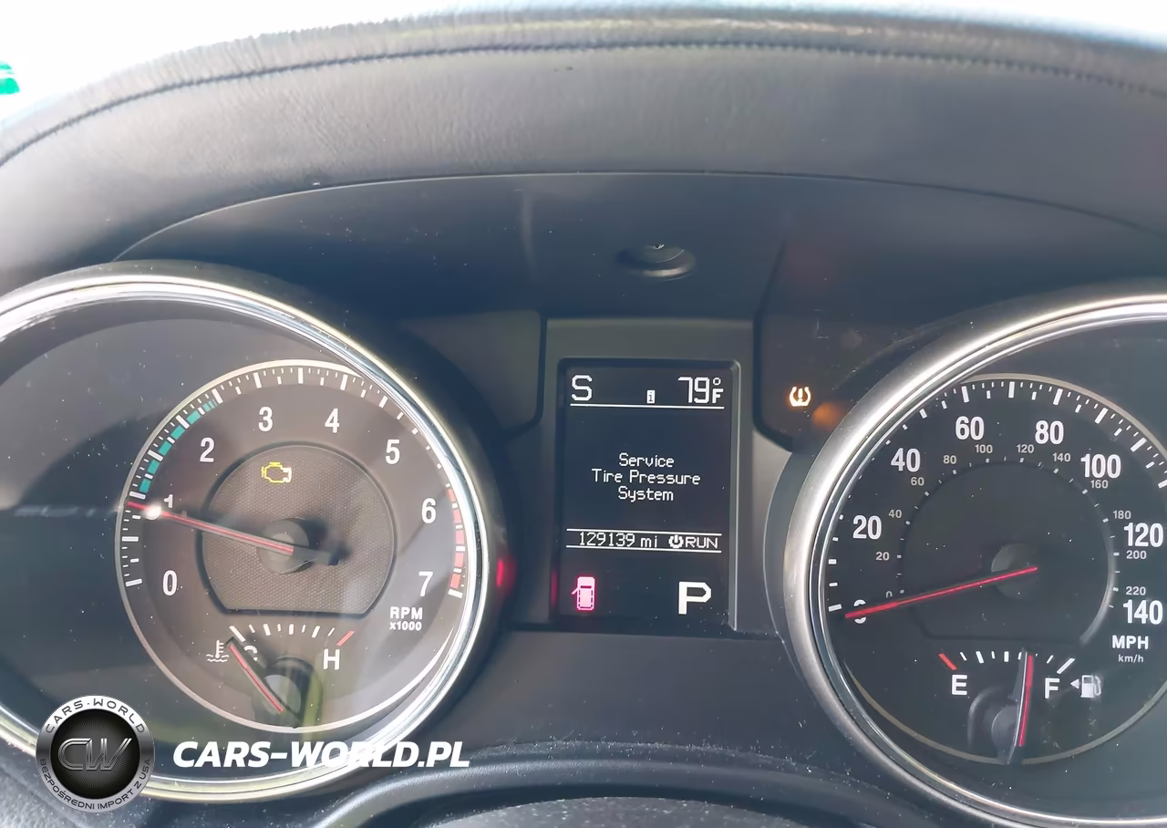 2012 Jeep Grand Cherokee Overland VIN:1C4RJECT5CC247136 - 7