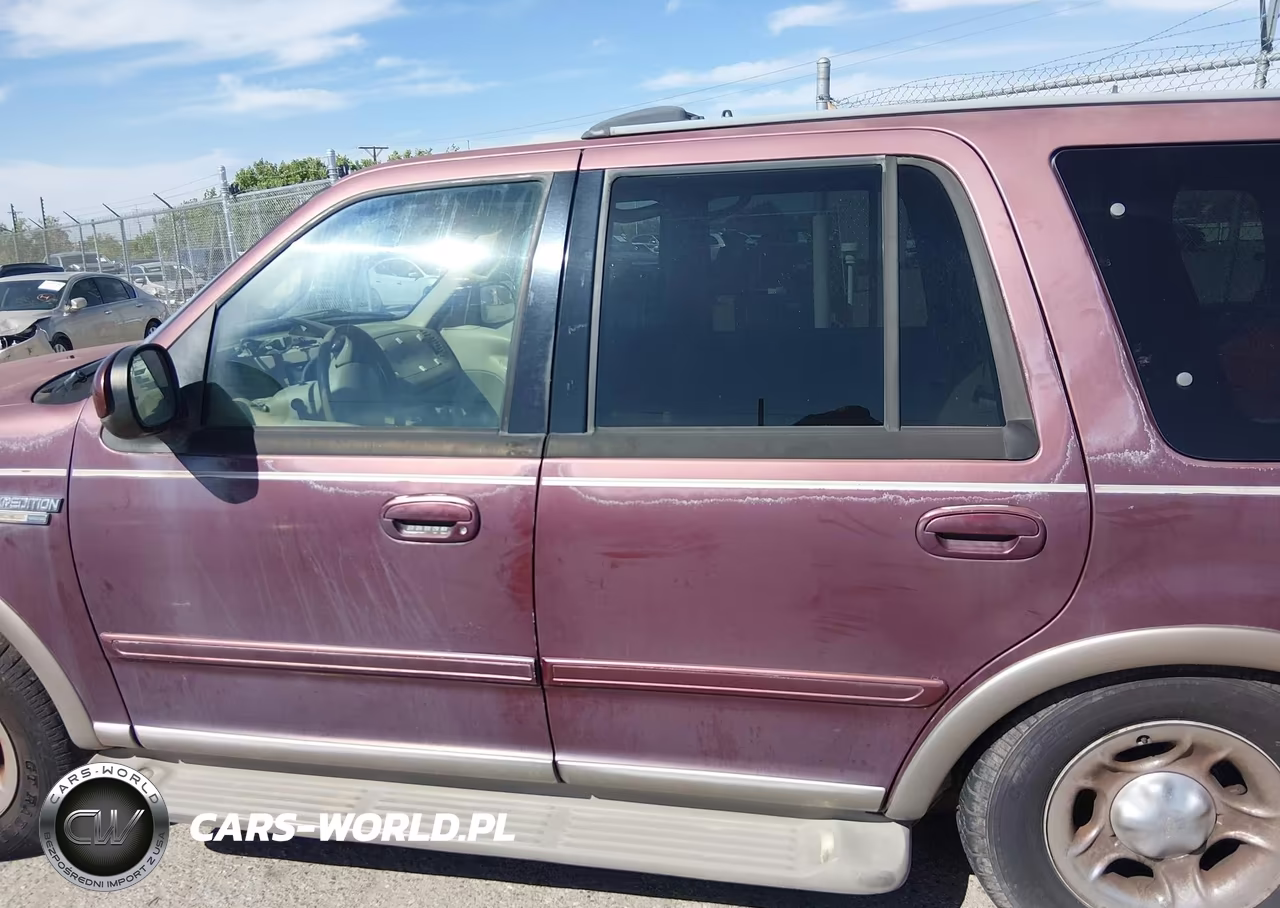 2000 Ford Expedition Eddie Bauer VIN:1FMFU18L7YLB67223 - 13