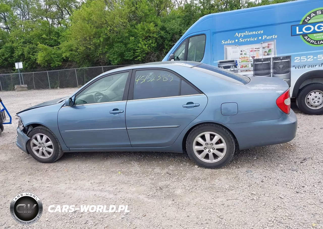 2002 Toyota Camry Xle VIN:JTDBE32K720062461 - 14