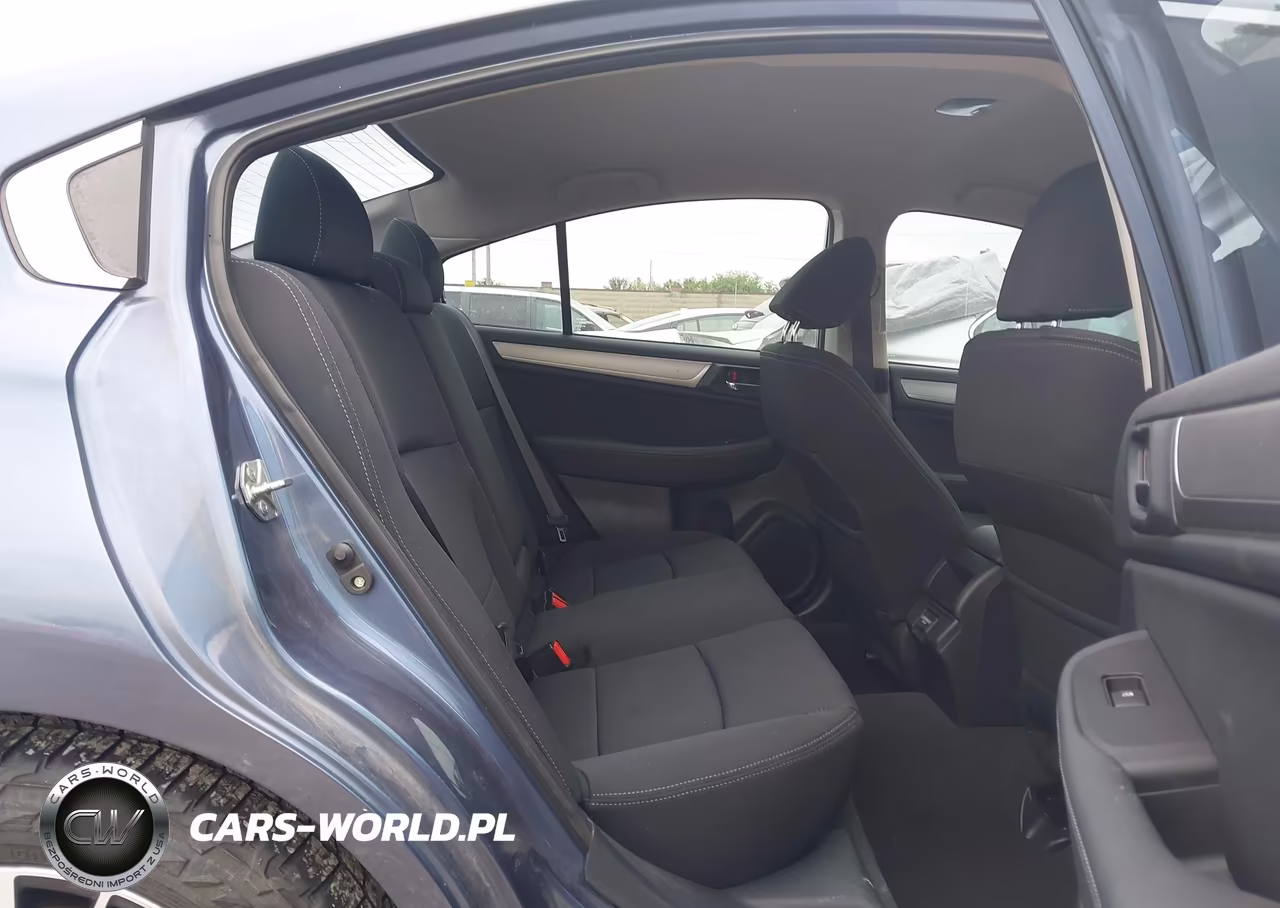 2018 Subaru Legacy 2.5I Premium VIN:4S3BNAC60J3041213 - 8