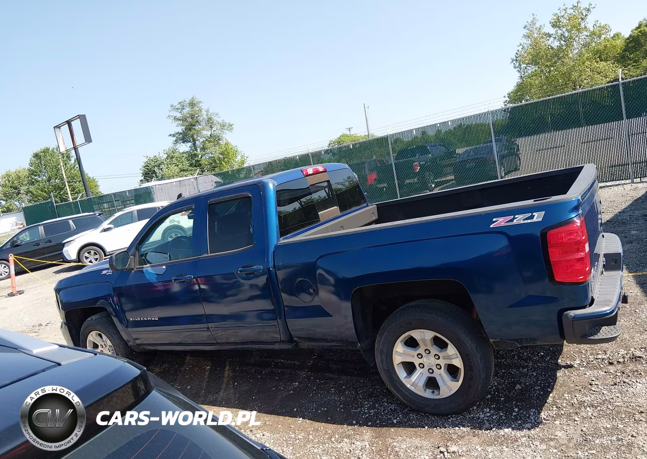 2017 Chevrolet Silverado 1500 2Lt VIN:1GCVKREC8HZ215060 - 14
