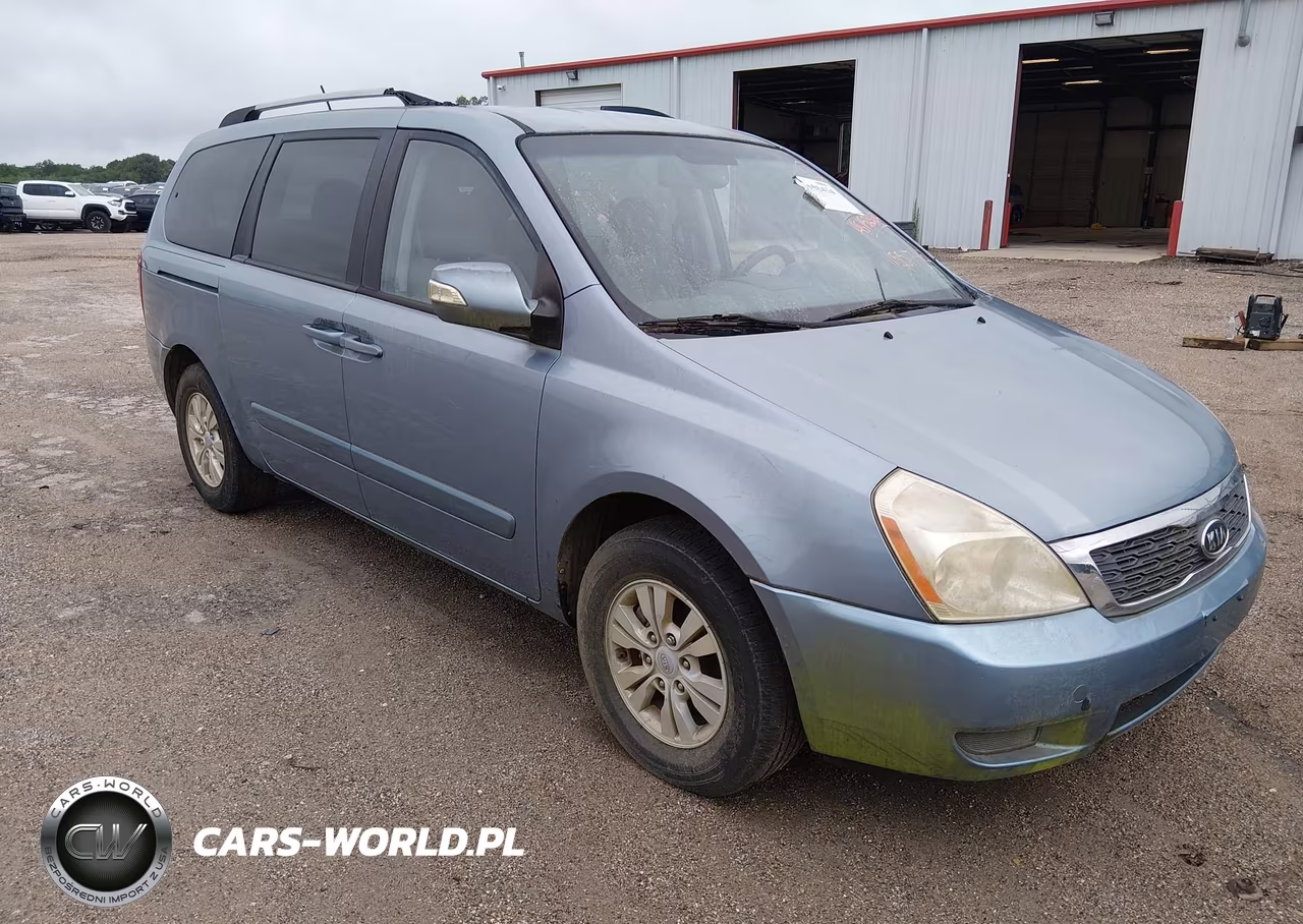 2011 Kia Sedona Lx