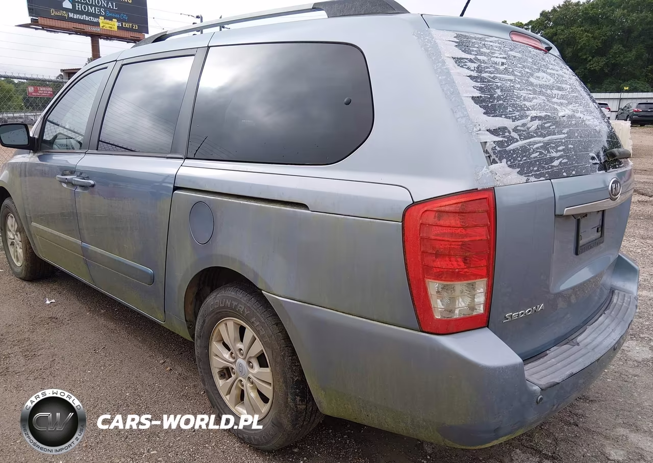 2011 Kia Sedona Lx VIN:KNDMG4C75B6389019 - 14