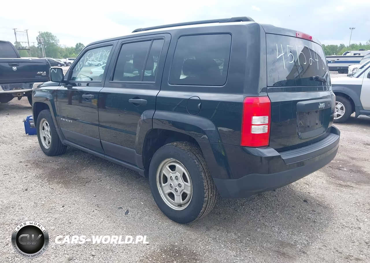 2016 Jeep Patriot Sport VIN:1C4NJPBA2GD706083 - 3