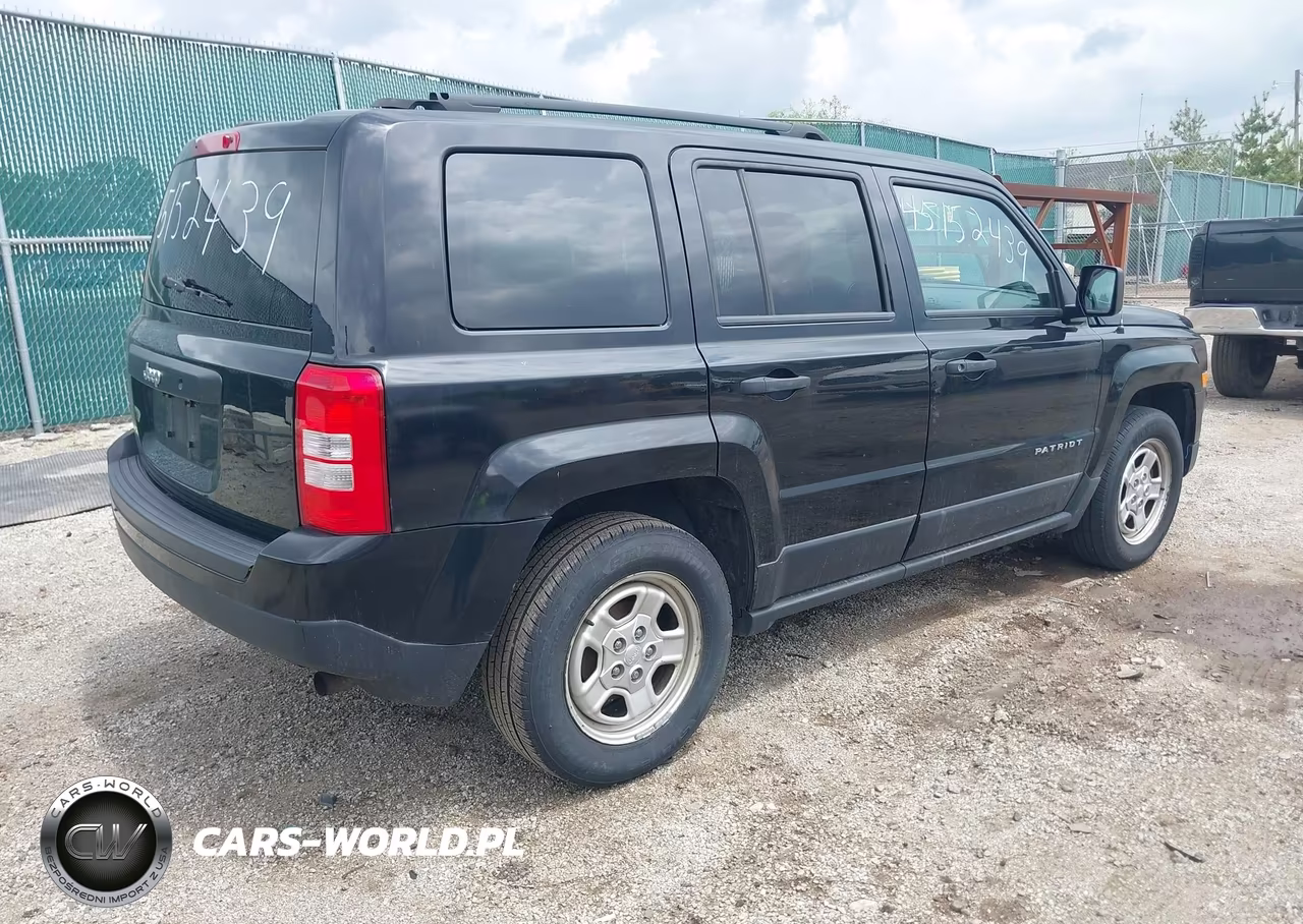 2016 Jeep Patriot Sport VIN:1C4NJPBA2GD706083 - 4