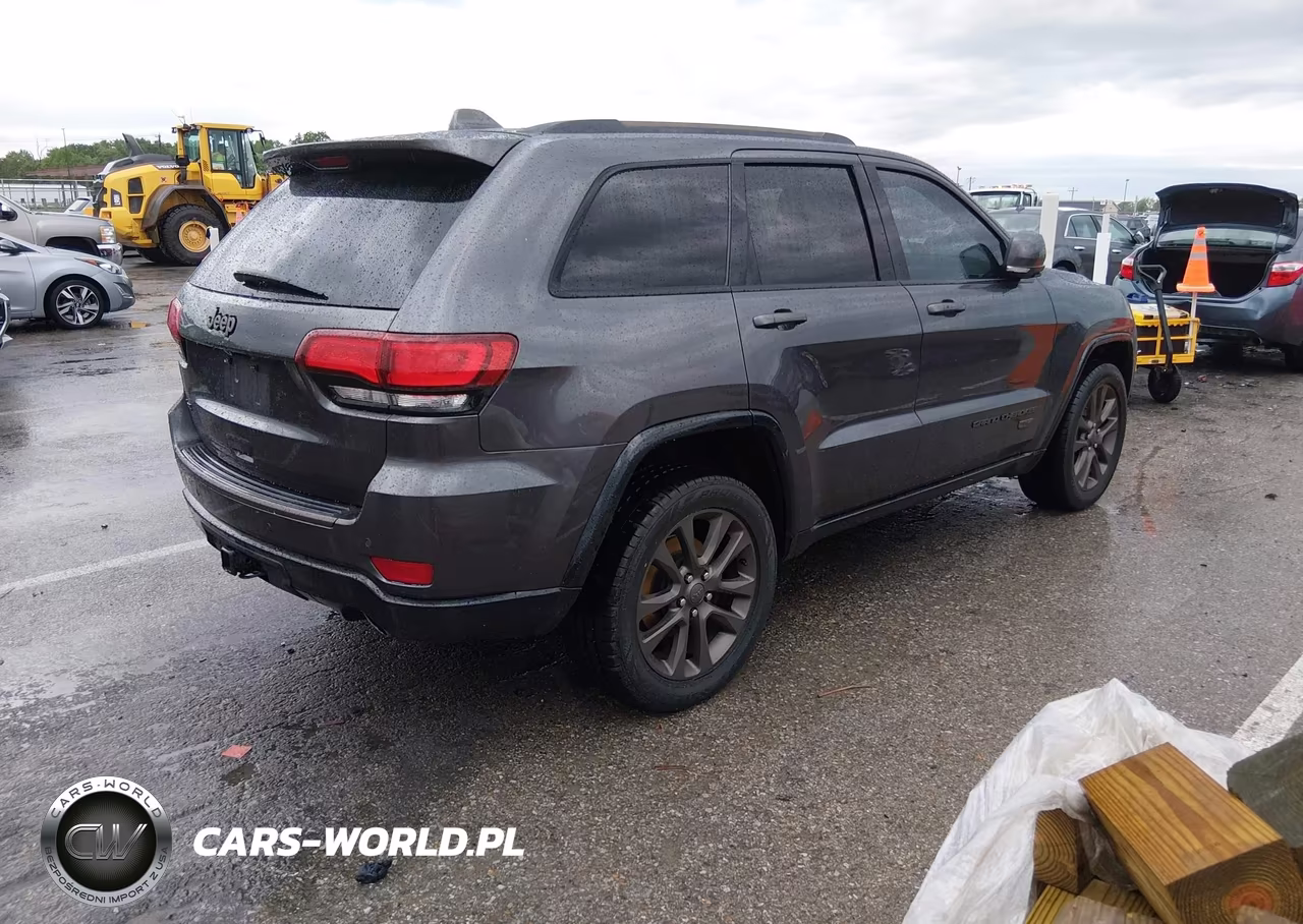 2016 Jeep Grand Cherokee Limited 75Th Anniversary VIN:1C4RJFBG3GC389520 - 4