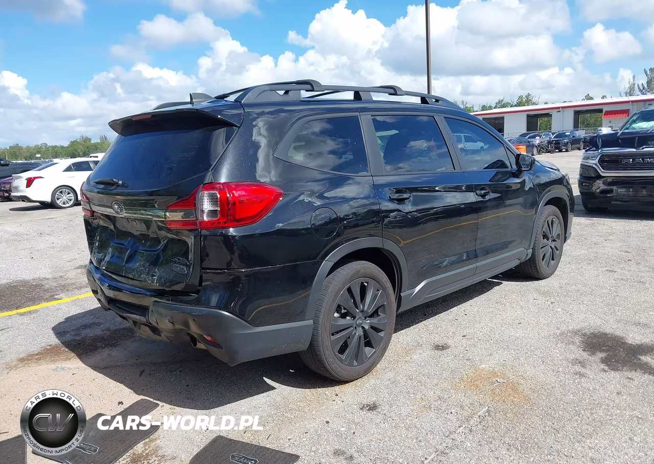 2022 Subaru Ascent Onyx Edition VIN:4S4WMAJD7N3401245 - 4