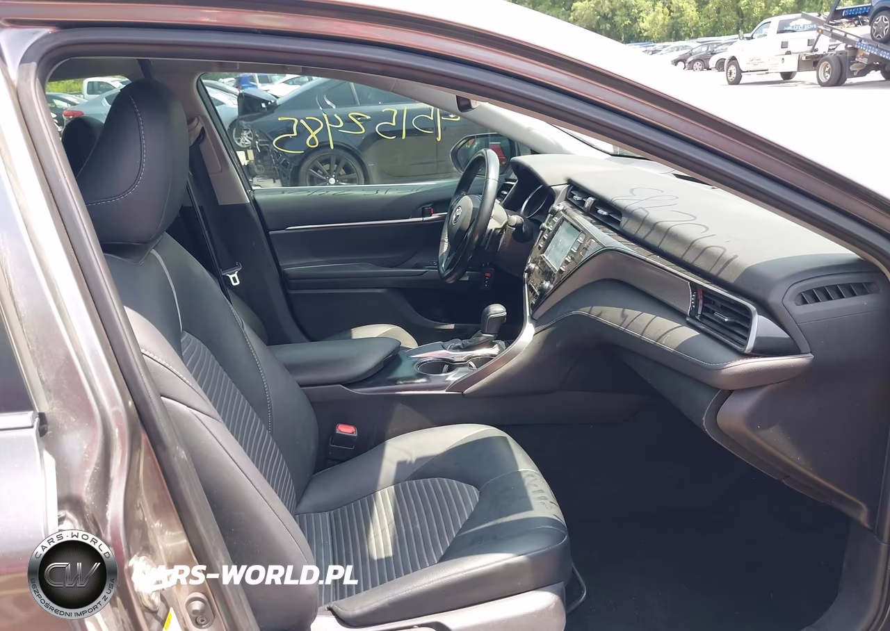 2019 Toyota Camry Se VIN:4T1B11HK6KU177905 - 5