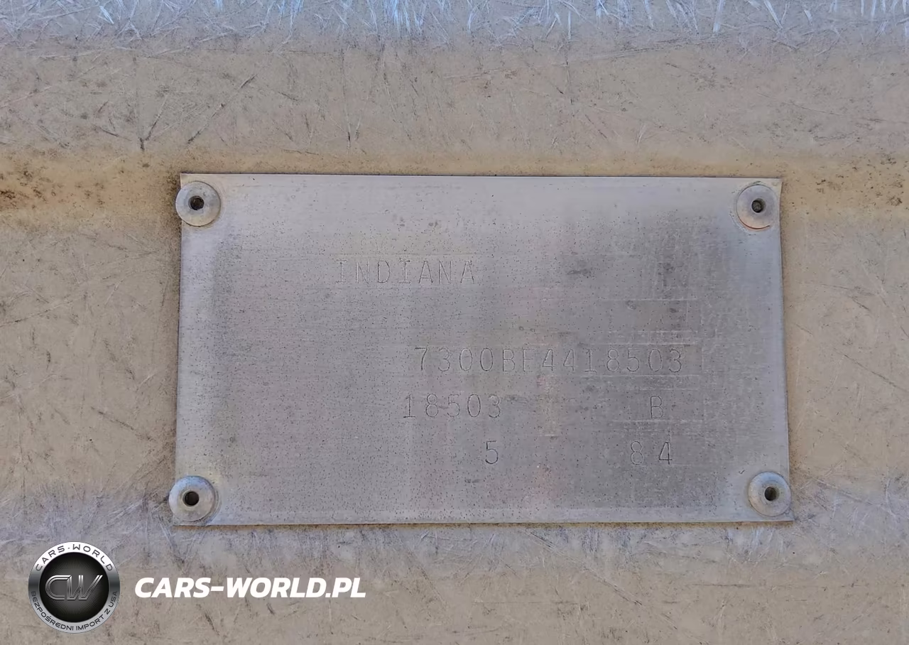 1984 Chevrolet P30 VIN:1GBJP37WXE3329438 - 9