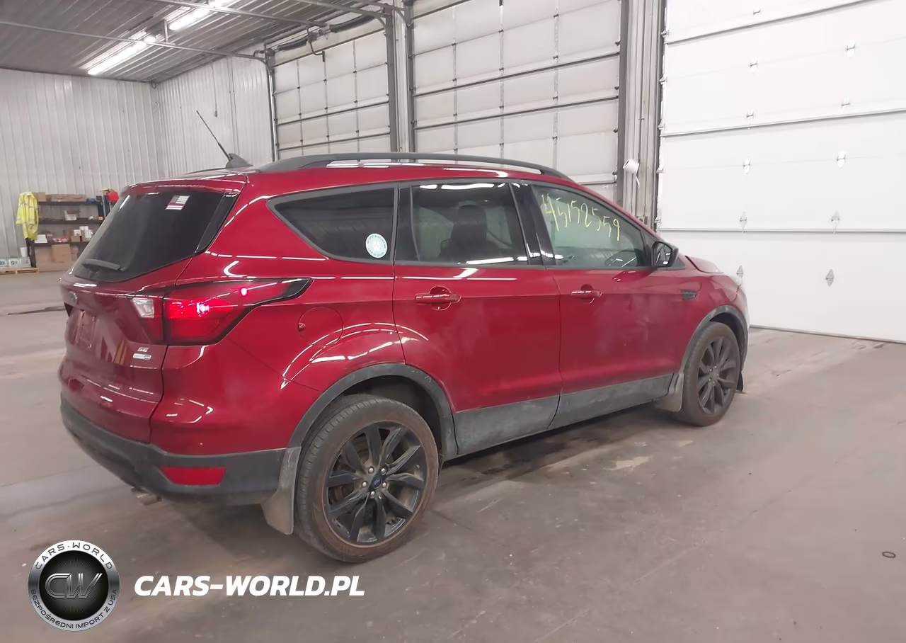 2019 Ford Escape Se VIN:1FMCU9GD0KUC04464 - 4