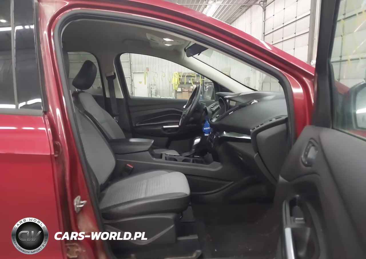 2019 Ford Escape Se VIN:1FMCU9GD0KUC04464 - 5