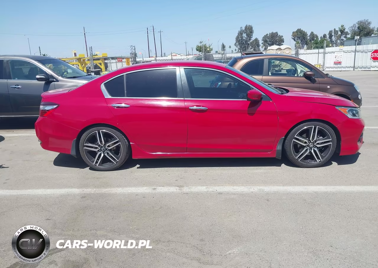 2016 Honda Accord Sport VIN:1HGCR2F56GA096790 - 13