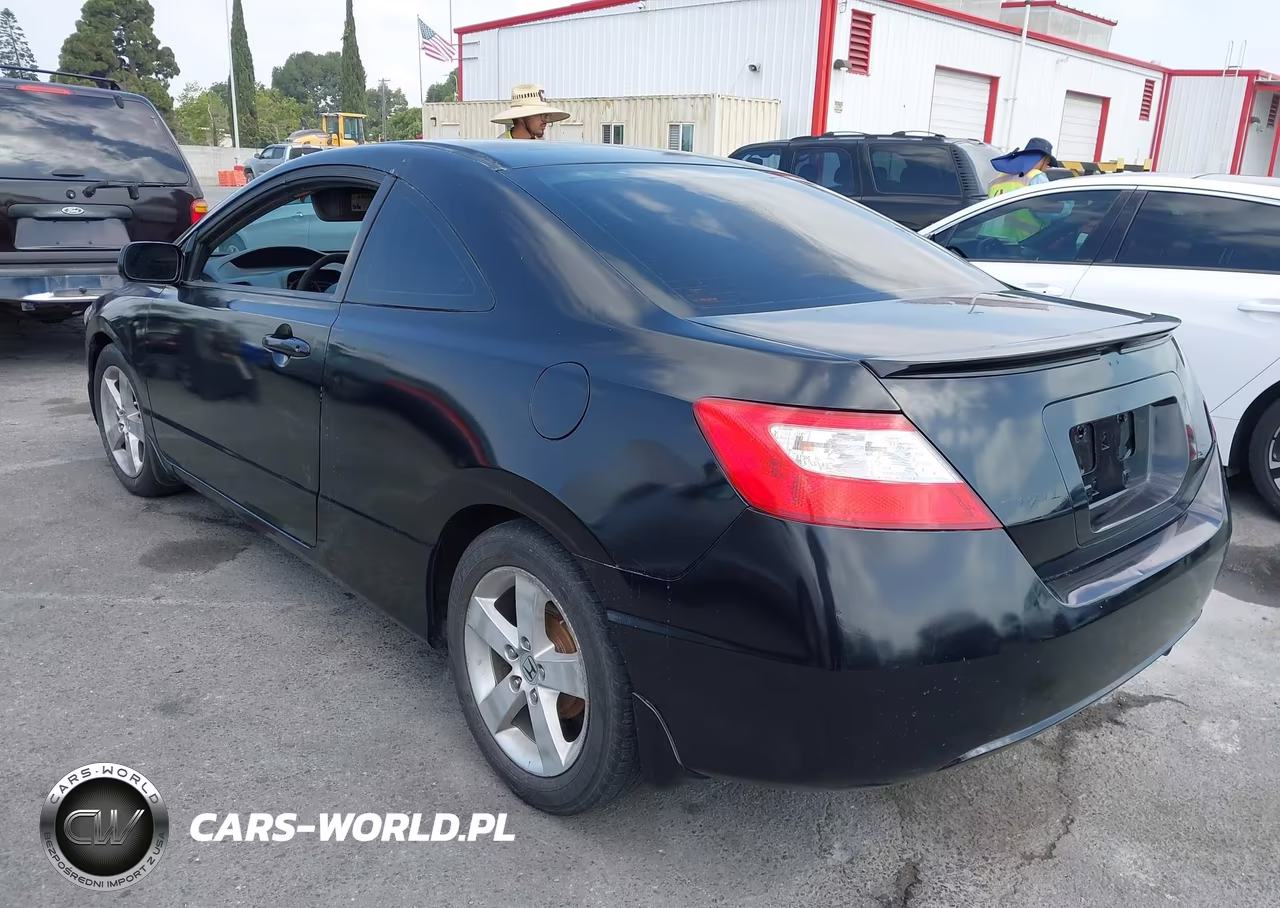 2007 Honda Civic Lx VIN:2HGFG12697H563083 - 3