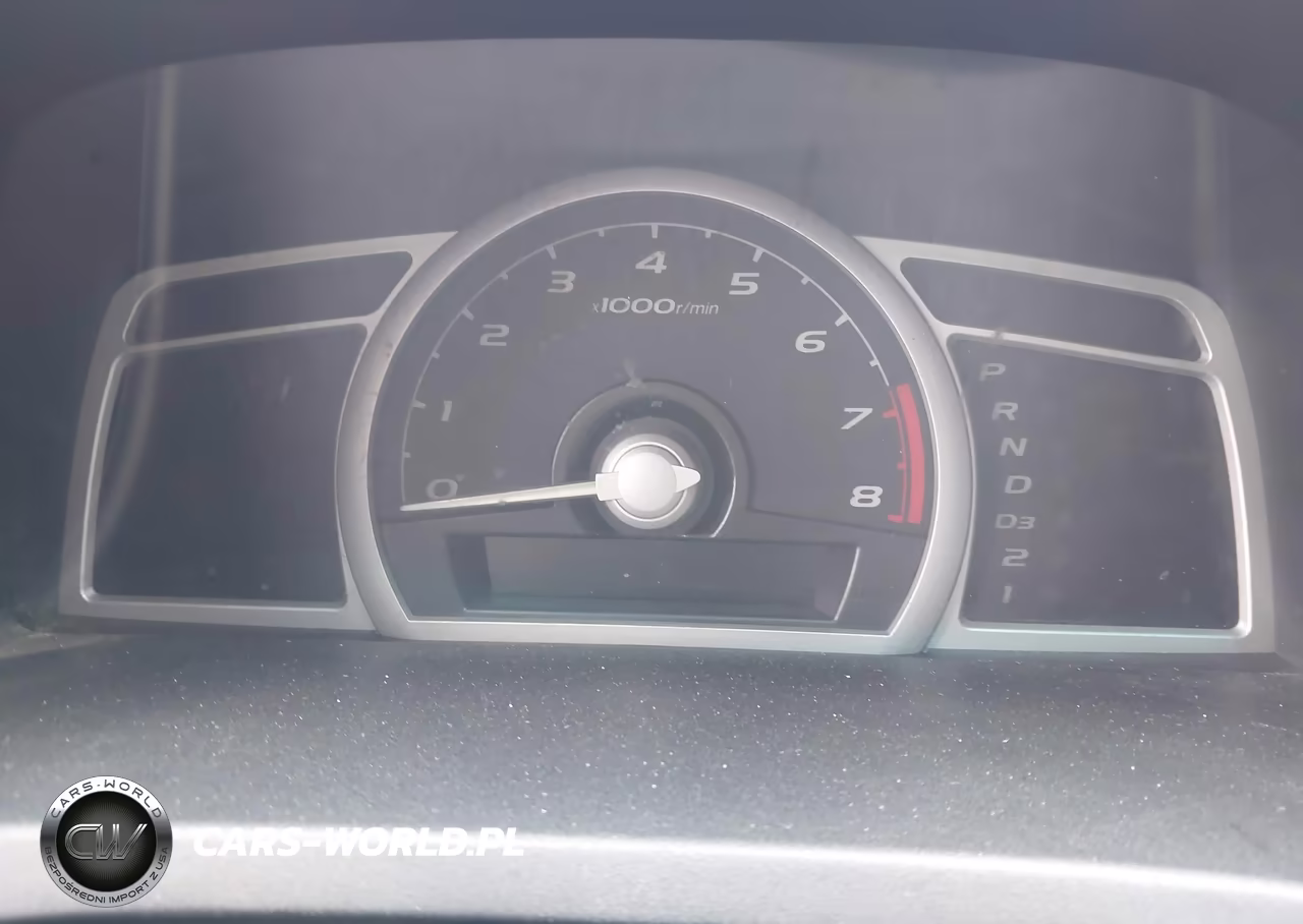 2007 Honda Civic Lx VIN:2HGFG12697H563083 - 7