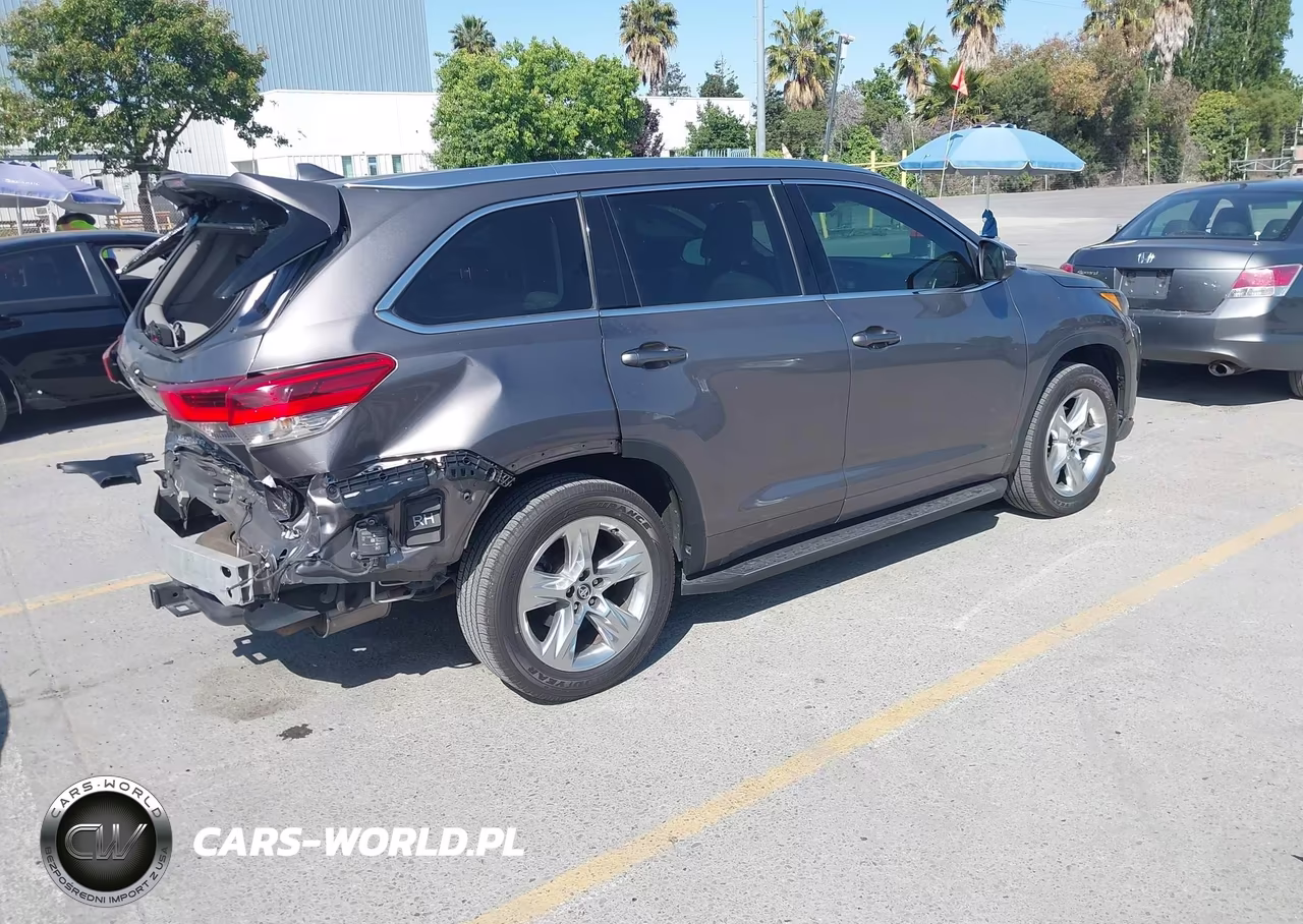 2019 Toyota Highlander Limited VIN:5TDYZRFH5KS350993 - 4