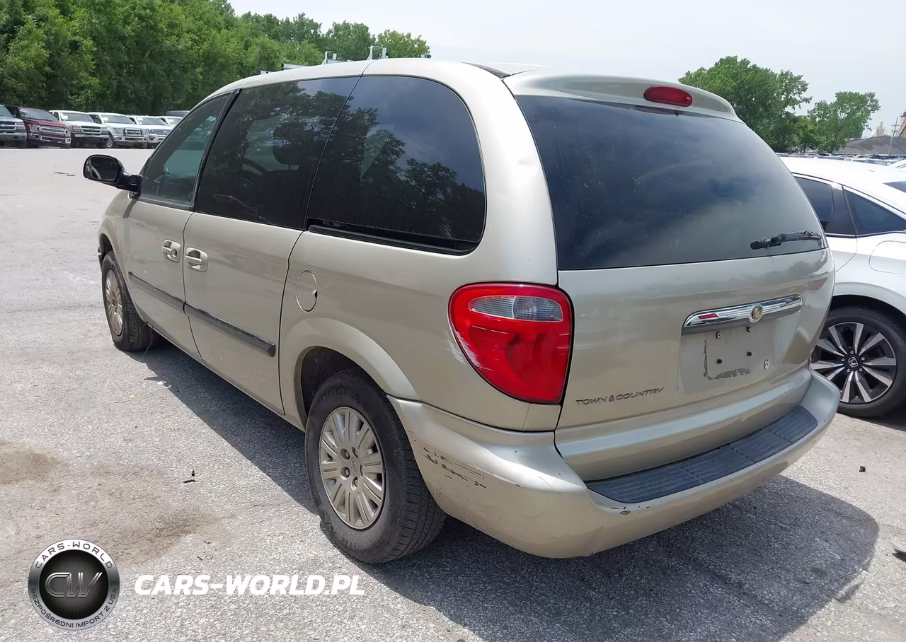 2007 Chrysler Town & Country VIN:1A4GJ45RX7B173415 - 3